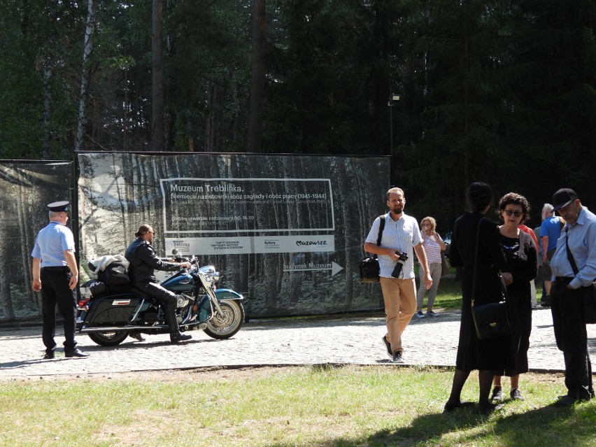 80. rocznica powstania w Obozie Zagłady Treblinka II. Uroczystość odbyła się 2.08.2023. Zdjęcia, wideo