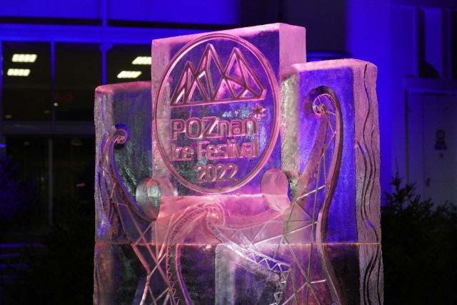 W piątek, 9 grudnia o godz. 16 rozpoczął się Poznań Ice Festival 2022. Artyści rozpoczęli od Konkursu Małej Rzeźby.Zobacz zdjęcia --->