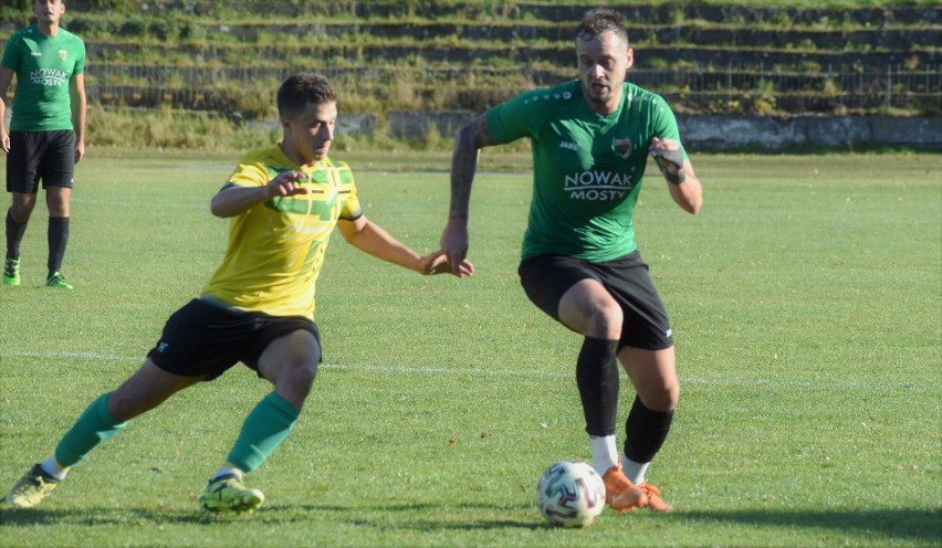 V liga piłkarska, Wadowice: Górnik Brzeszcze - Brzezina...