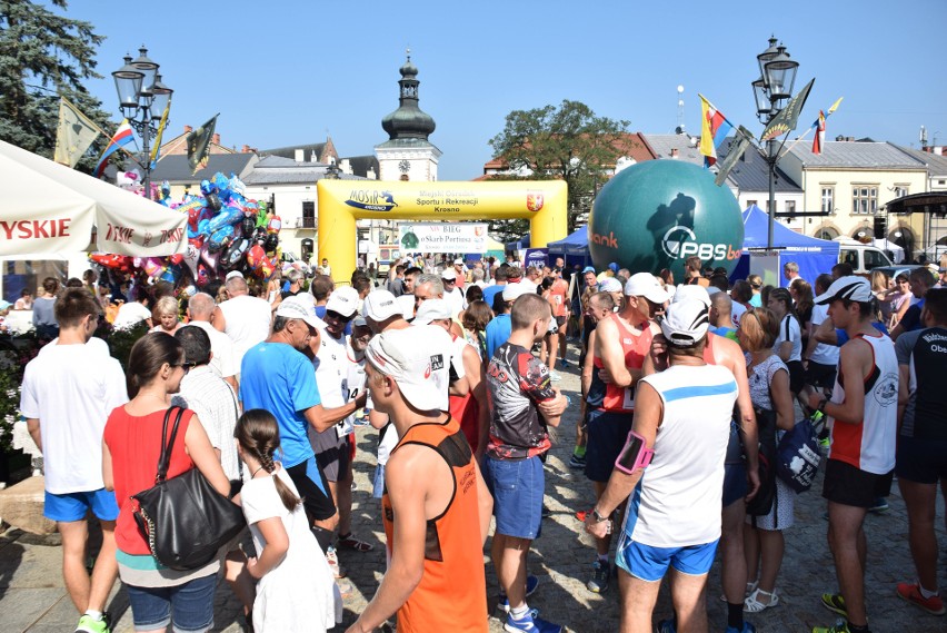 Blisko 150 biegaczy wystartowało w XIV Biegu Ulicznym "O Skarb Portiusa" [ZDJĘCIA]