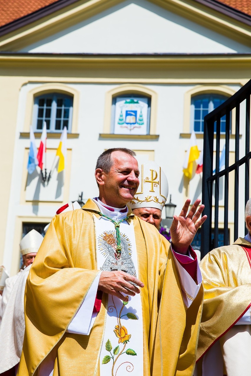 Tak wyglądał ingres apb. Tadeusza Wojdy w 2017 r.