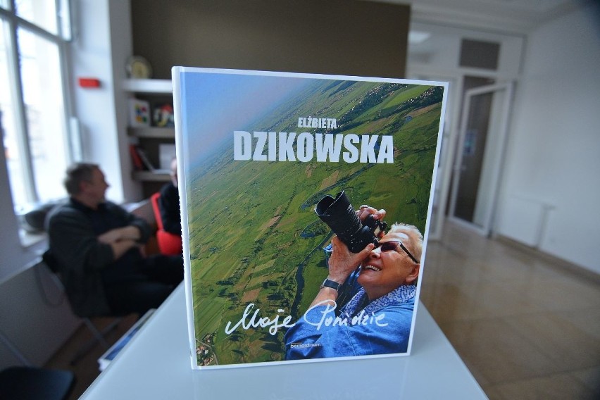 Elżbieta Dzikowska w Kielcach. Promuje album "Moje Ponidzie"  