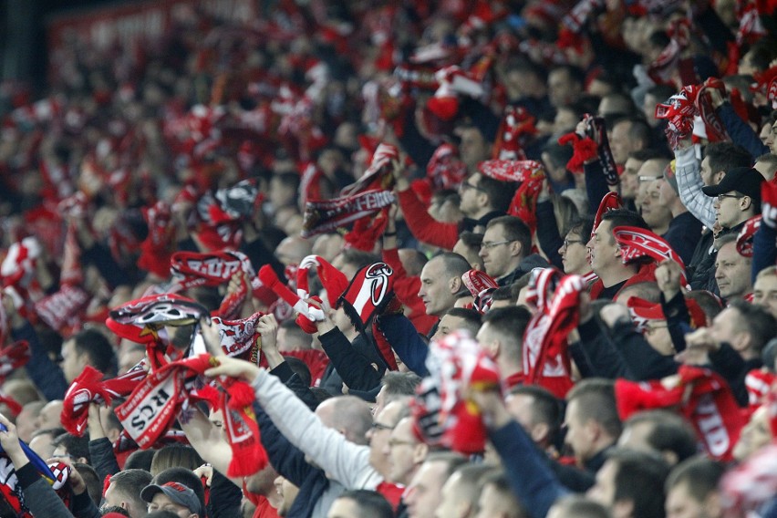 Kibice na meczu Widzew Łódź - Elana Toruń który zakończył się remisem 1:1.