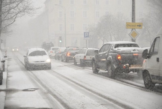 Lokalnie może spaść nawet 15 cm śniegu.