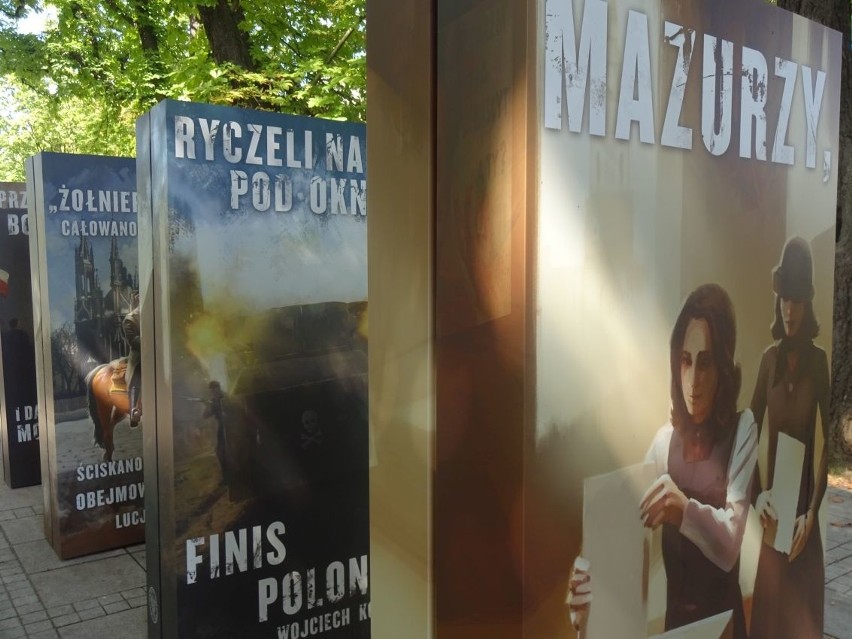 Nowa ekspozycja na skwerze Stefana Żeromskiego w Kielcach. Jej tematem walka o granice rodzącej się niepodległej Polski 