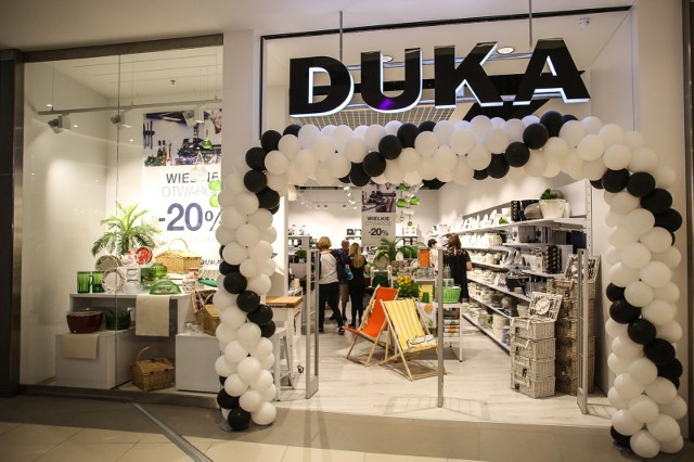 Według UOKiK, do koszyków osób korzystających ze sklepu internetowego duka.com, bez ich uprzedniej zgody, mogły być automatycznie dodawane produkty.