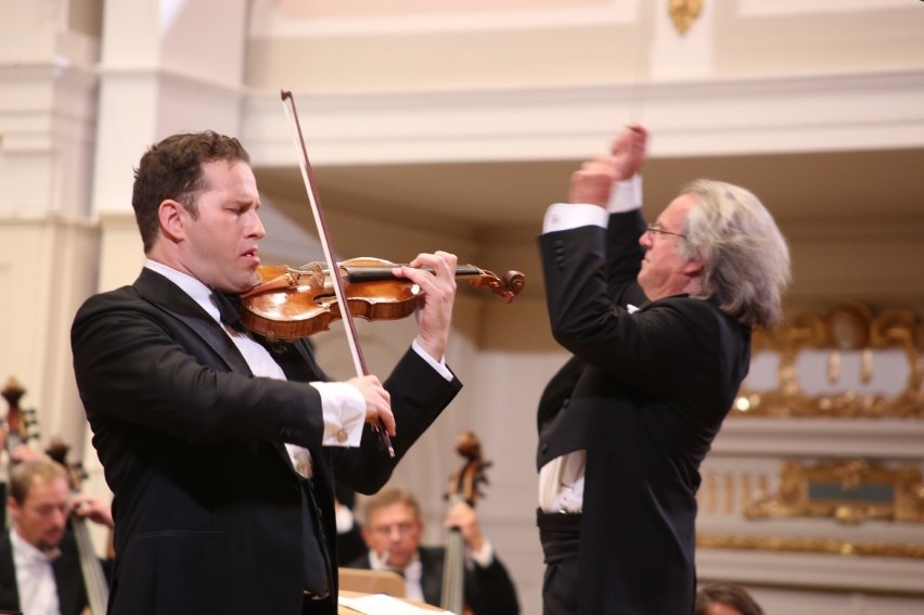 Orkiestra Filharmonii Poznańskiej, solista Nikolaj Znaider i...