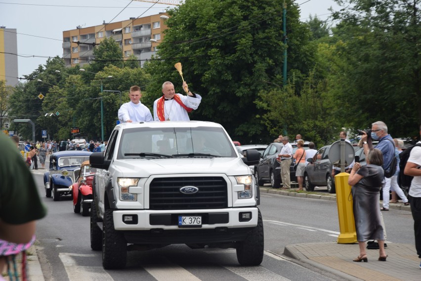 Święcenie pojazdów 2021 w parafii św. Krzysztofa w Tychach...