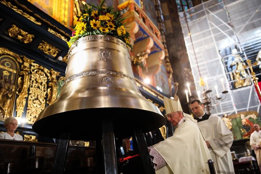 Nowy dzwon wkrótce zabrzmi w kościele Mariackim [ZDJĘCIA]