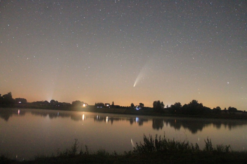 Kościelec, Pławowice. Naszemu Czytelnikowi udało się sfotografować kometę. Astronomowie podpowiadają, kiedy można ją zobaczyć