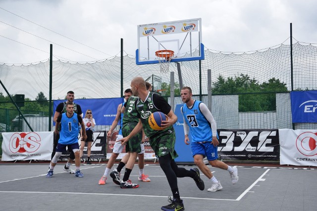 W Małogoszczu trwa ogólnopolski event koszykówki. Więcej zdjęć na kolejnych slajdach.>>>>>>>>>>>>>>