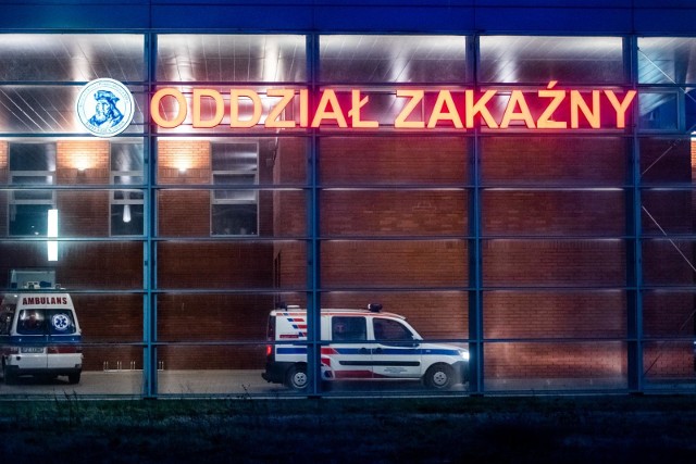Ginekolog z koronawirusem przebywa w szpitalu przy ulicy Szwajcarskiej w Poznaniu.