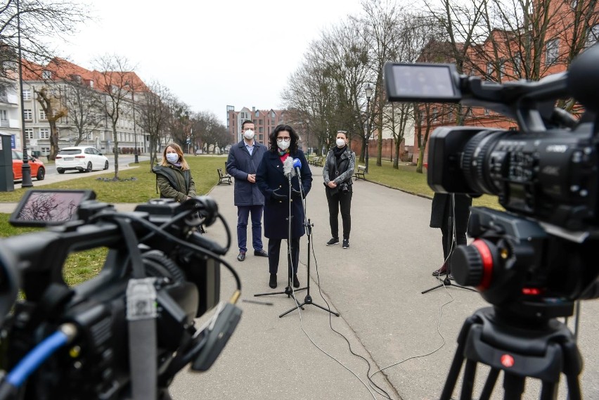 Skwer im. Macieja Kosycarza w sąsiedztwie Targu Rybnego?