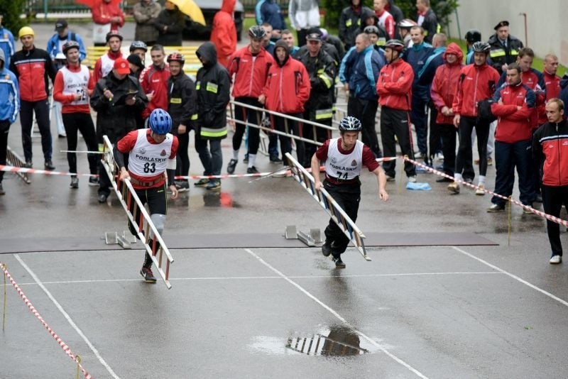 17. Mistrzostwa w Sporcie Pożarniczym. 84 strażaków ścigało się z czasem (zdjęcia)