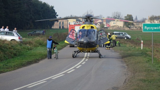 Ryczywół: Poważny wypadek samochodu i motocykla