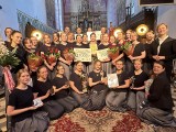 Wielki sukces białostockiego chóru! Zobaczcie z jakimi nagrodami dziewczęta wróciły z Barczewa. Chórzystki rozbiły bank! 