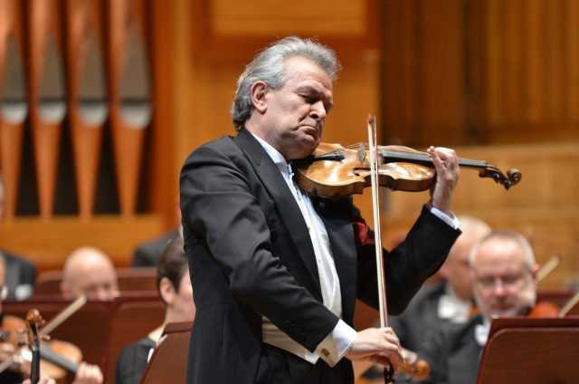 Wirtuoza Vadima Brodskiego w I Koncercie skrzypcowym Paganiniego usłyszymy w listopadzie