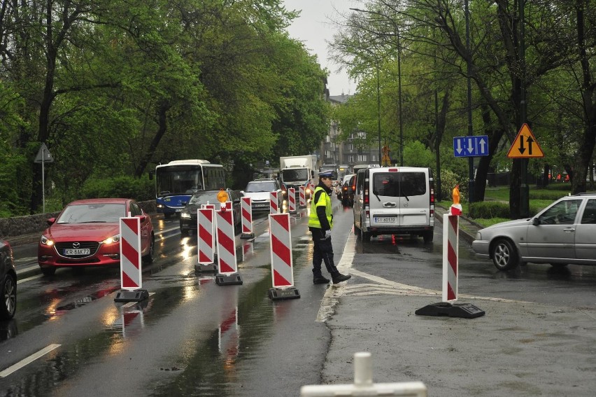 Od 12 maja zmianie ulegną trasy linii: 144, 194, 102, 704,...