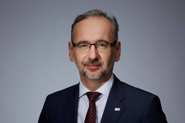 Minister Adam Niedzielski zapowiedział spore zmiany w kwestii noszenia maseczek.
