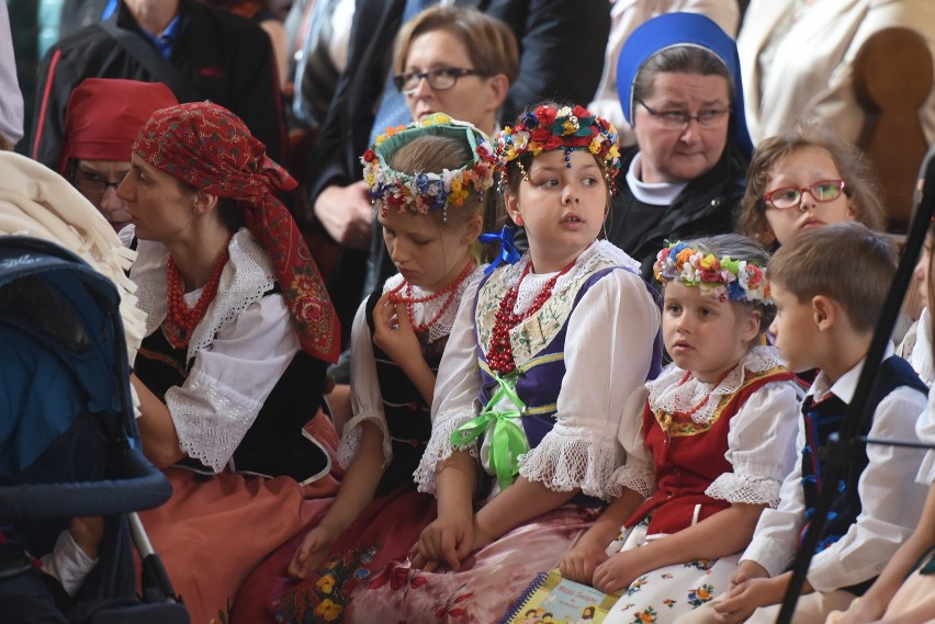 Kosciół Św. Szczepana w Katowicach Bogucicach podniesiony do rangi bazyliki mniejszej [ZDJĘCIA]