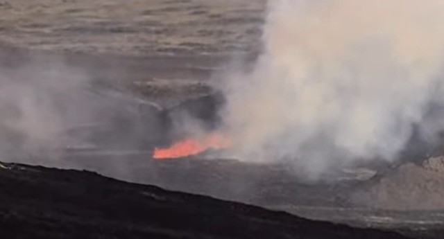 Erupcja wulkanu Fagradalsfjall rozpoczęła się w środę.
