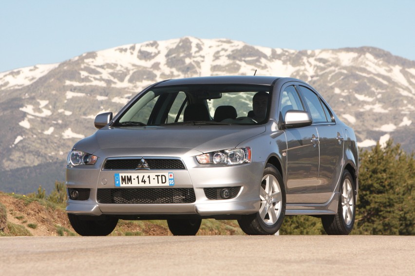 Mitsubishi Lancer Fot: Mitsubishi