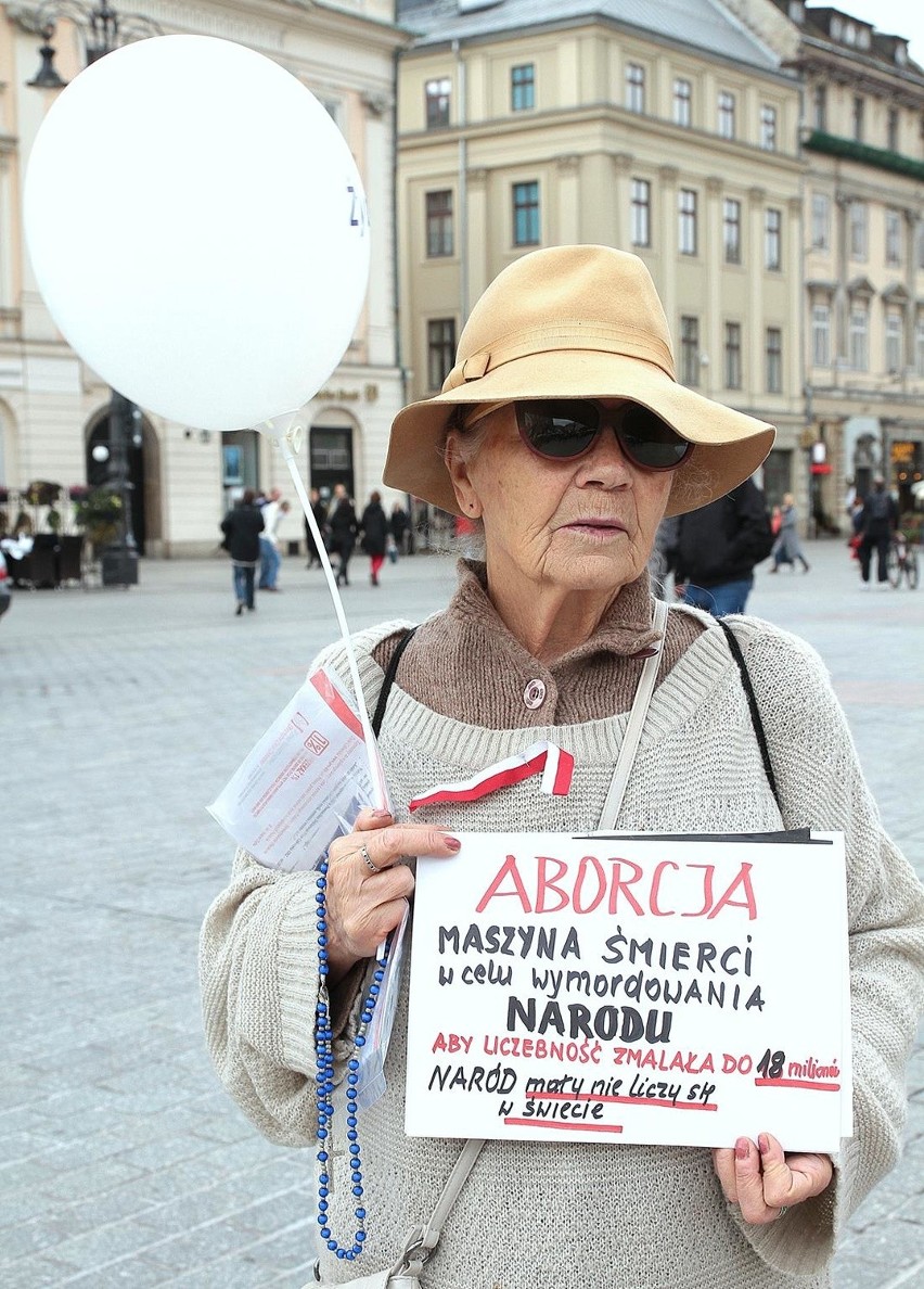 Marsz dla Życia i Rodziny w Krakowie [ZDJĘCIA]