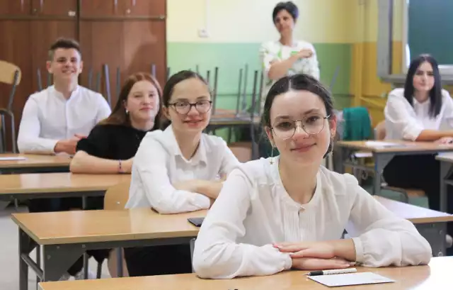 87 uczniów z Publicznej Szkoły Podstawowej numer 4 w Radomiu przystąpiło do egzaminu ósmoklasisty z języka polskiego.