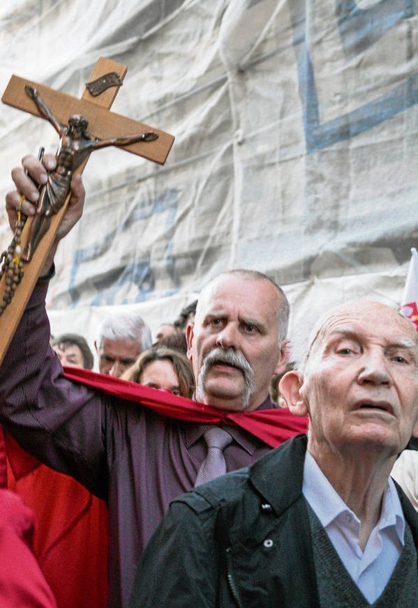 Tak wyglądały protesty przed Starym Teatrem