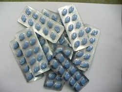 Nielegalne tabletki z Indii