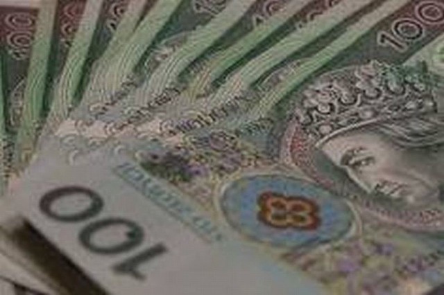 Szacuje się, że zaciągnięcie 70 milionów złotych kredytu w sumie będzie nas kosztować ponad 23 mln zł.