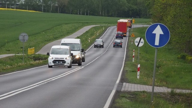 Odcinek S11 Zegrze Pomorskie - Kłanino realizowany jest w formule „Projektuj i buduj”.