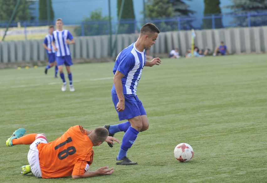 Od 0:4 do 4:4. Dramatyczny awans Stali Rzeszów do CLJ [ZDJĘCIA]