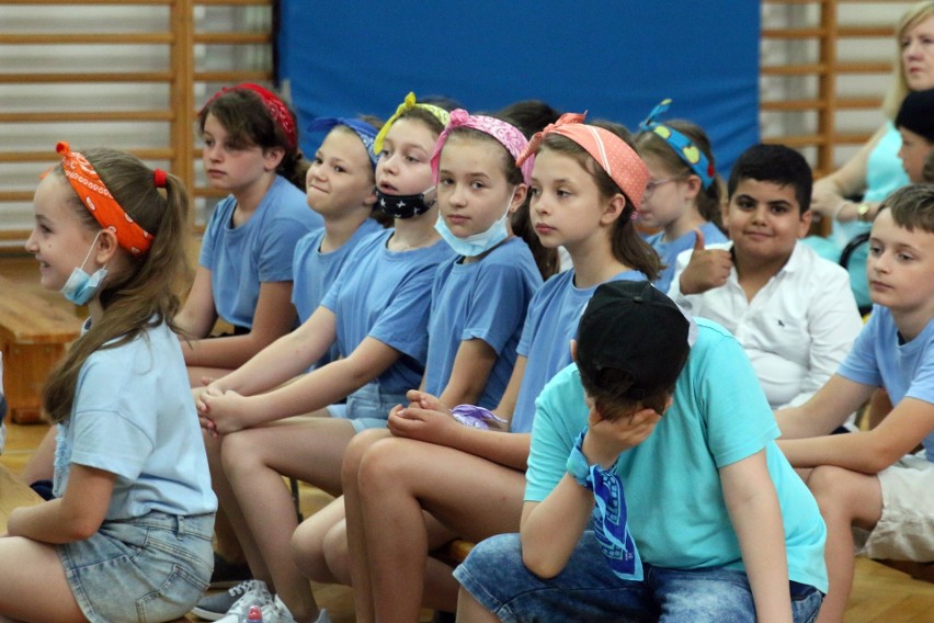 Lublin: Wyjątkowe zakończenie roku szkolnego. Dzieci zaczęły wakacje. Zobacz zdjęcia 