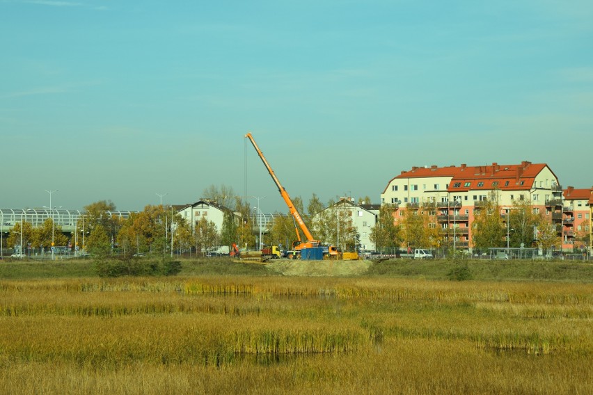 W dziurze przy Stadionie Wrocław ruszyły prace. Co tam powstaje? [ZDJĘCIA]                                   