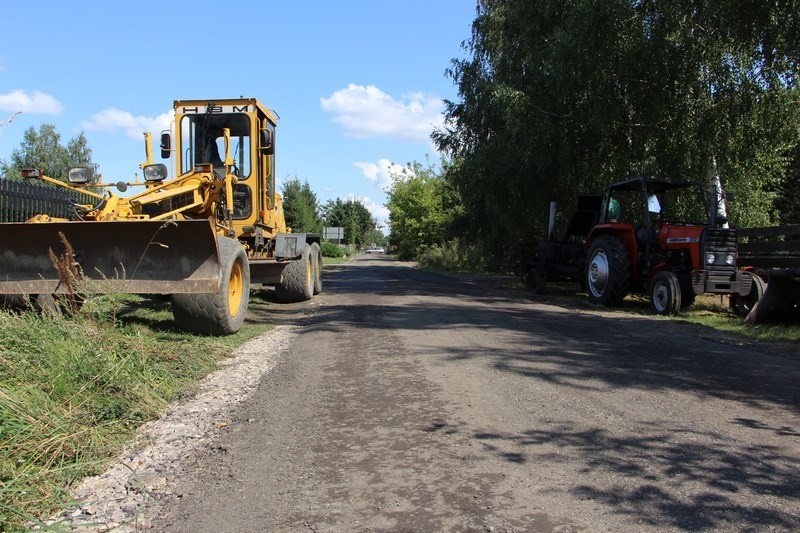 Prace drogowe w Żerdzi maja zakończyć się do 31 sierpnia.