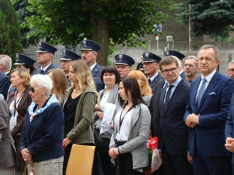 Oświęcim. 78. rocznica pierwszego transportu polskich więźniów do Auschwitz z udziałem przedstawicieli rządu [ZDJĘCIA]