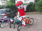 Złodzieje ukradli rowerki maluchom z domu małego dziecka w Łodzi. Jest zrzutka na nowe ZDJĘCIA