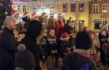 Dzieci i młodzież zaśpiewały kolędy na Rynku w Grudziądzu [zdjęcia]