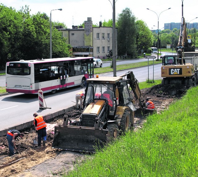 W Będzinie powstaną nowe miejsca parkingowe przy targu na ulicy Świerczewskiego w Będzinie. Kierowcy już się cieszą