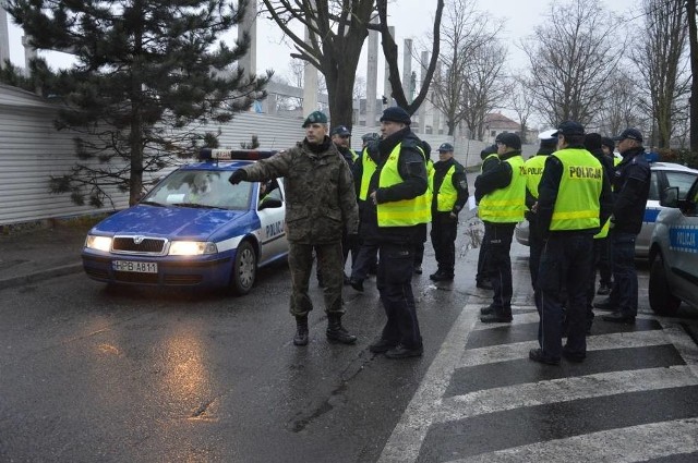 Akcja saperów rozpoczęła się w Głogowie około godziny ósmej rano.