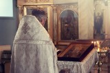 Koronawirus: odprawiać msze czy zamknąć kościoły? Zdania są podzielone. Episkopat wydał zalecenia. A hierarchowie innych religii?