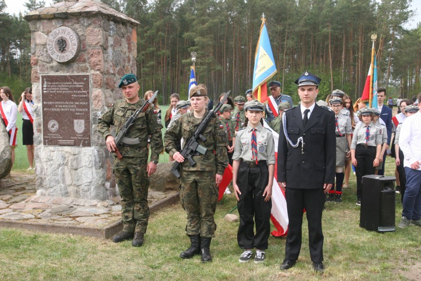 Rocznica bitwy pod Stokiem. Uroczystości przy pomniku i msza polowa, 12.05.2022. Zdjęcia