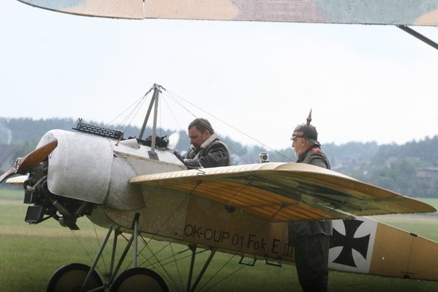 Pojedynek lotników (dogfight) z czasów I wojny światowej i...