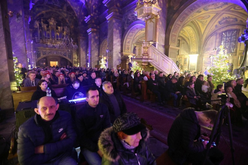 W Bazylice Katedralnej w Kielcach odbyła się Gala finałowa XVII Świętokrzyskiego Festiwalu Kolęd i Pastorałek. Oto laureaci festiwalu