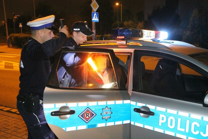 Wrocław: Wypadek taxi i autobusu MPK. Taksówkarz był pijany [ZDJĘCIA]