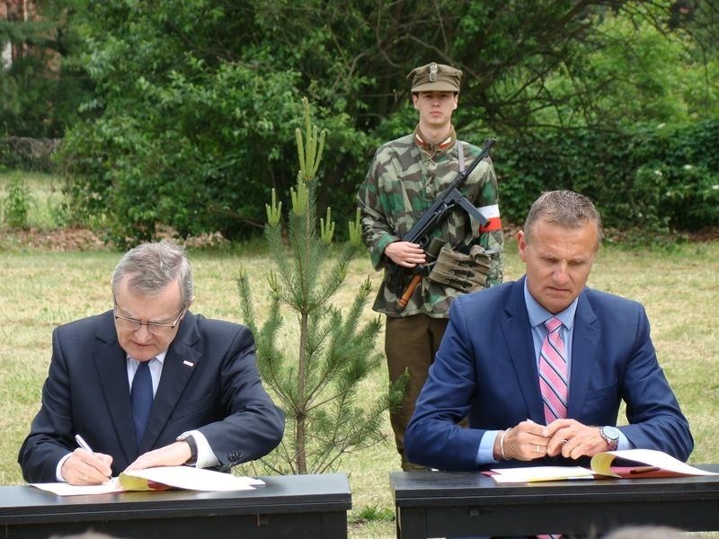 Uroczystości 77. rocznicy pierwszego transportu Polaków do niemieckiego obozu Auschwitz 