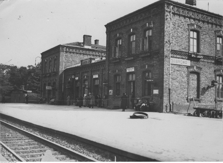 Stacja kolejowa Dąbrowa Górnicza i dworzec...