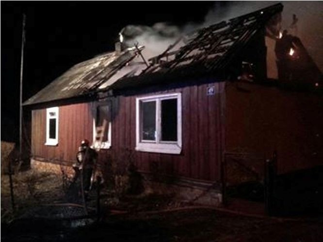 Pożar w gminie Moskorzew. Osiem osób bez dachu nad głową
