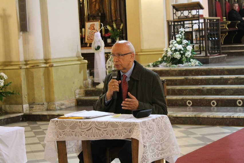 Prof. Bogdan Chazan spotkał się w Zawierciu z mieszkańcami w...